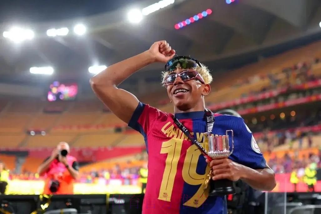 巴萨时隔4年再夺国王杯冠军 32次夺冠历史第一 巴萨时隔4年再夺国王杯冠军 32次夺冠历史第一